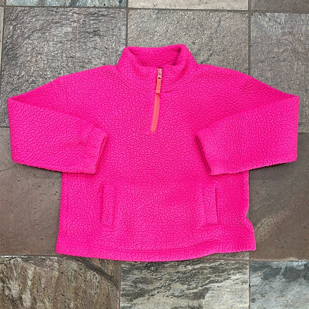 GAP kids fuzzy pullover in size 10 years